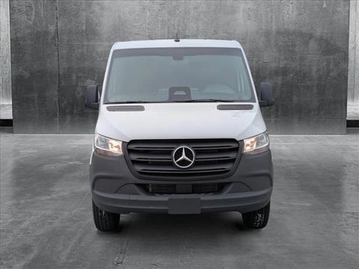 2025 Mercedes-Benz Sprinter 2500 Standard Roof