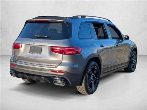 Gray 2024 Mercedes-Benz GLB 250 4MATIC