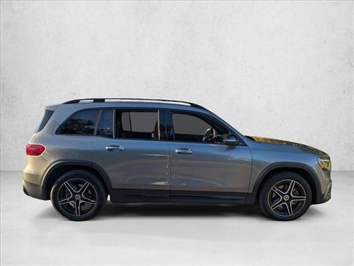 Gray 2024 Mercedes-Benz GLB 250 4MATIC