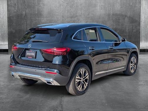 2025 Mercedes-Benz GLA 250 Base