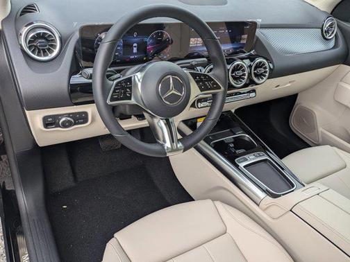 2025 Mercedes-Benz GLA 250 Base