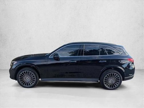 2026 Mercedes-Benz GLC 300 Base