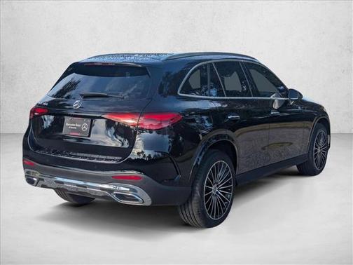 2026 Mercedes-Benz GLC 300 Base