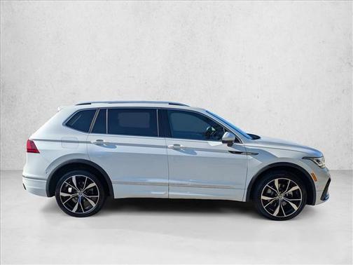2023 Volkswagen Tiguan 2.0T SEL R-Line 4MOTION