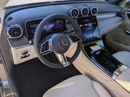 2026 Mercedes-Benz GLC 300 Base