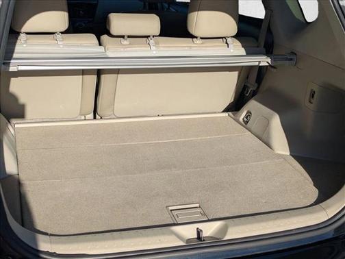 2017 Toyota Prius v Four