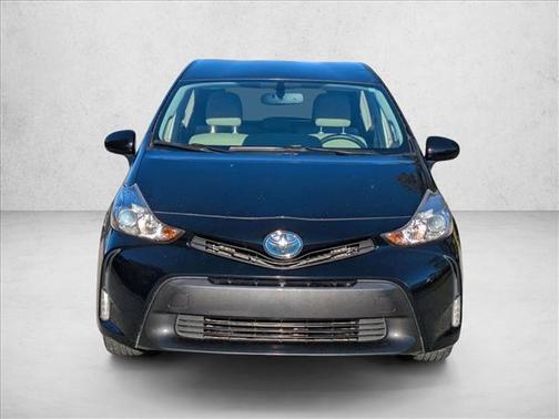 2017 Toyota Prius v Four