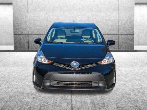 2017 Toyota Prius v Four