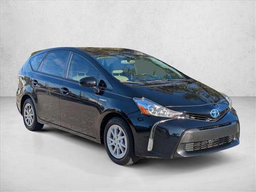 2017 Toyota Prius v Four