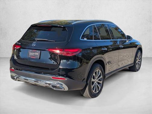2025 Mercedes-Benz GLC 300 Base