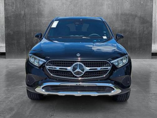 2025 Mercedes-Benz GLC 300 Base