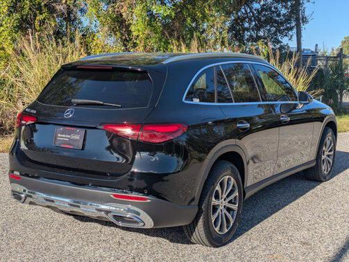 2025 Mercedes-Benz GLC 300 Base