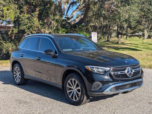 2025 Mercedes-Benz GLC 300 Base