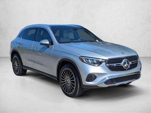 Cirrus Silver Metallic 2026 Mercedes-Benz GLC 300 Base