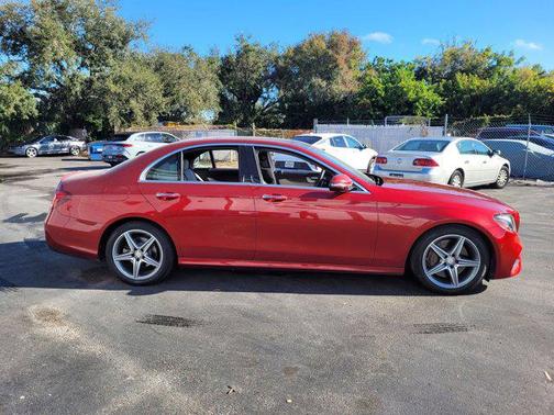 2017 Mercedes-Benz E-Class 4MATIC