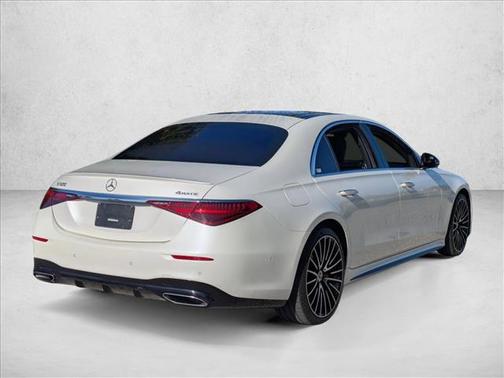 MANUFAKTUR Diamond White 2022 Mercedes-Benz S-Class 4MATIC
