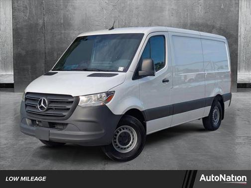 2025 Mercedes-Benz Sprinter 2500 Standard Roof