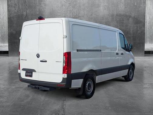 2025 Mercedes-Benz Sprinter 2500 Standard Roof