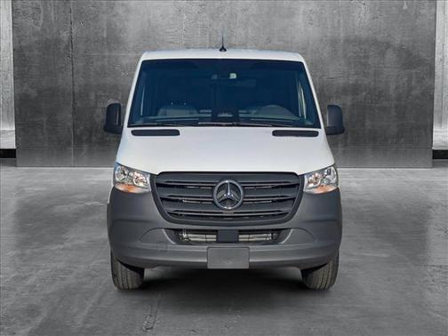 2025 Mercedes-Benz Sprinter 2500 Standard Roof