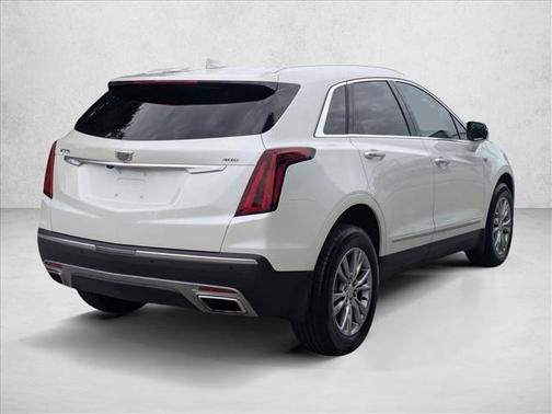 Crystal White Tricoat 2023 Cadillac XT5 Premium Luxury