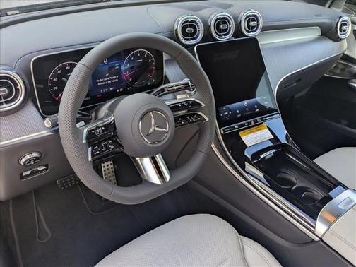 2026 Mercedes-Benz GLC 300 4MATIC