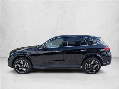 2026 Mercedes-Benz GLC 300 4MATIC