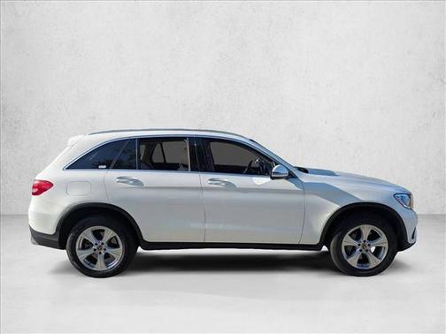 Polar White 2018 Mercedes-Benz GLC 300 Base
