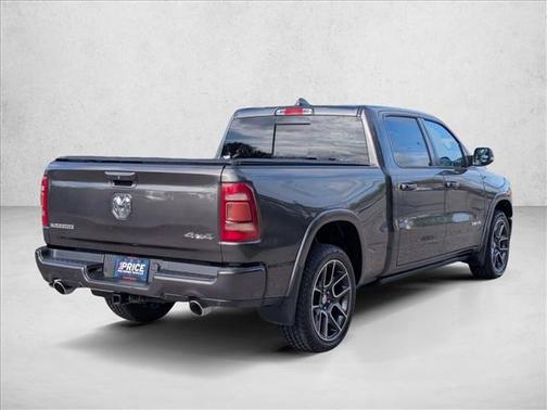 Granite Crystal Metallic Clearcoat 2019 RAM 1500 Laramie