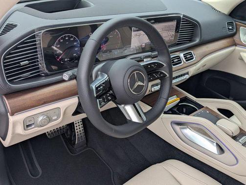 2026 Mercedes-Benz GLS 450 4MATIC