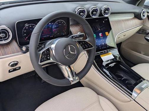 2026 Mercedes-Benz GLC 300 4MATIC
