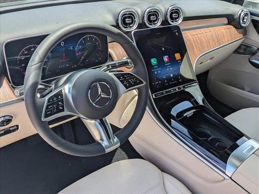 2025 Mercedes-Benz GLC 300 Base