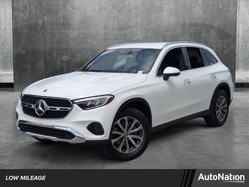2025 Mercedes-Benz GLC 300 4MATIC