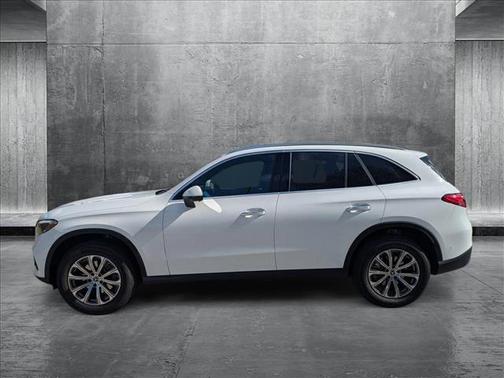 2025 Mercedes-Benz GLC 300 4MATIC