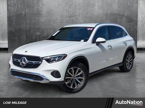 2025 Mercedes-Benz GLC 300 4MATIC