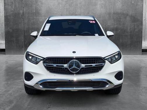 2025 Mercedes-Benz GLC 300 4MATIC