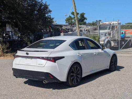 2022 Lexus IS 350 Base