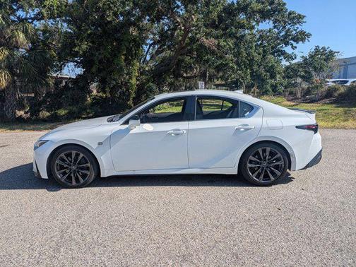 2022 Lexus IS 350 Base