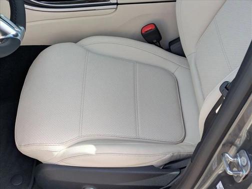 Selenite Grey Metallic 2026 Mercedes-Benz C-Class C 300