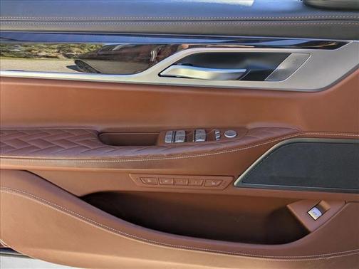 2020 BMW 750 i xDrive