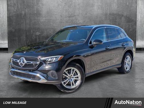 2025 Mercedes-Benz GLC 300 Base