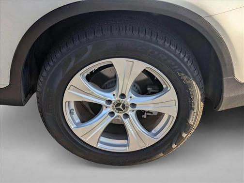 2018 Mercedes-Benz GLC 300 Base