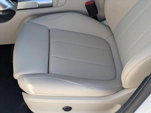 2025 Mercedes-Benz GLB 250 Base