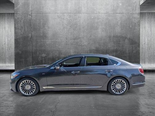 2019 Kia K900 Luxury
