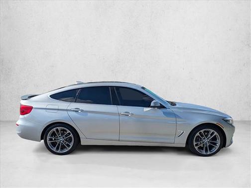 2017 BMW 330 Gran Turismo xDrive