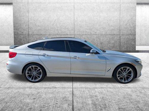 2017 BMW 330 Gran Turismo xDrive