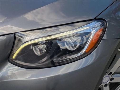 2017 Mercedes-Benz GLC 300 Base