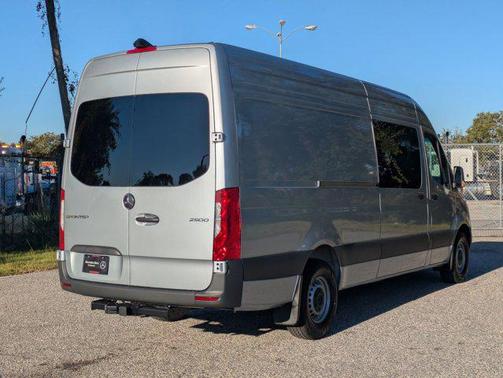 2026 Mercedes-Benz Sprinter 2500 High Roof