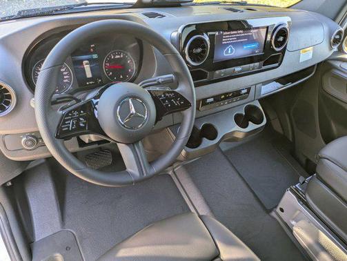 2026 Mercedes-Benz Sprinter 2500 High Roof