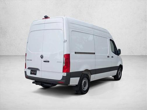 Arctic White 2026 Mercedes-Benz Sprinter 2500 Standard Roof