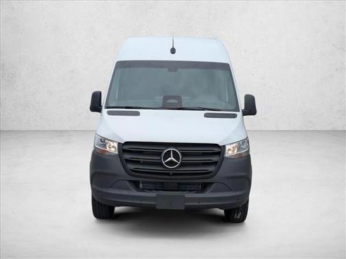 Arctic White 2026 Mercedes-Benz Sprinter 2500 Standard Roof